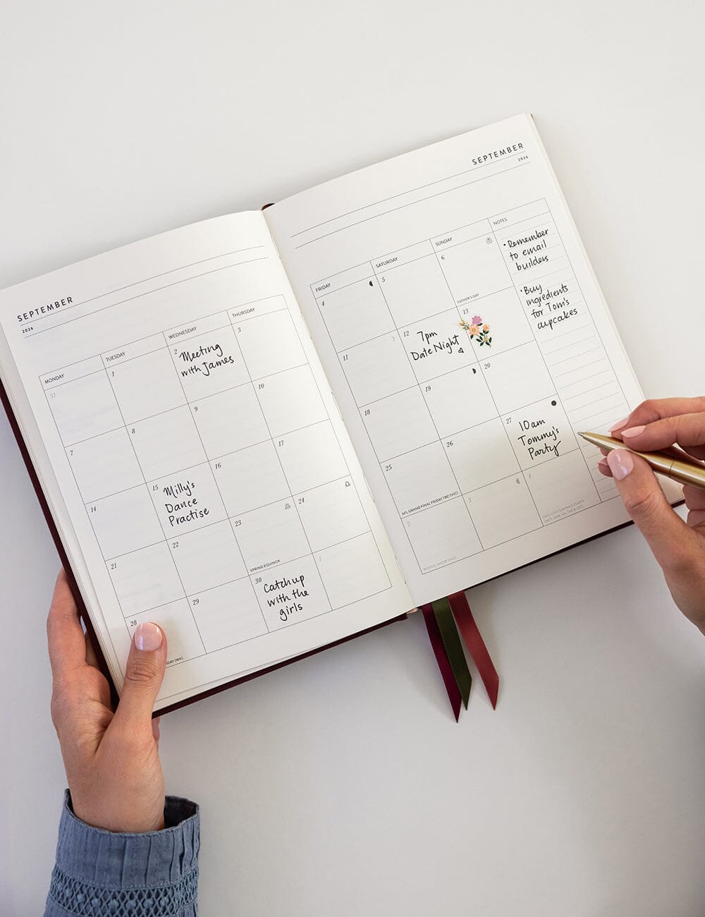 2026–2027 Weekly Financial Year Planner – Mulberry