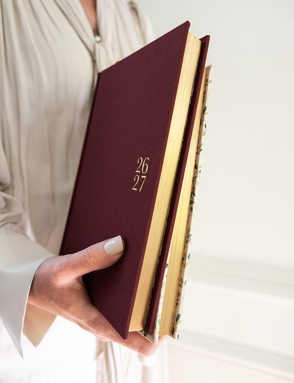 2026–2027 Weekly Financial Year Planner – Mulberry