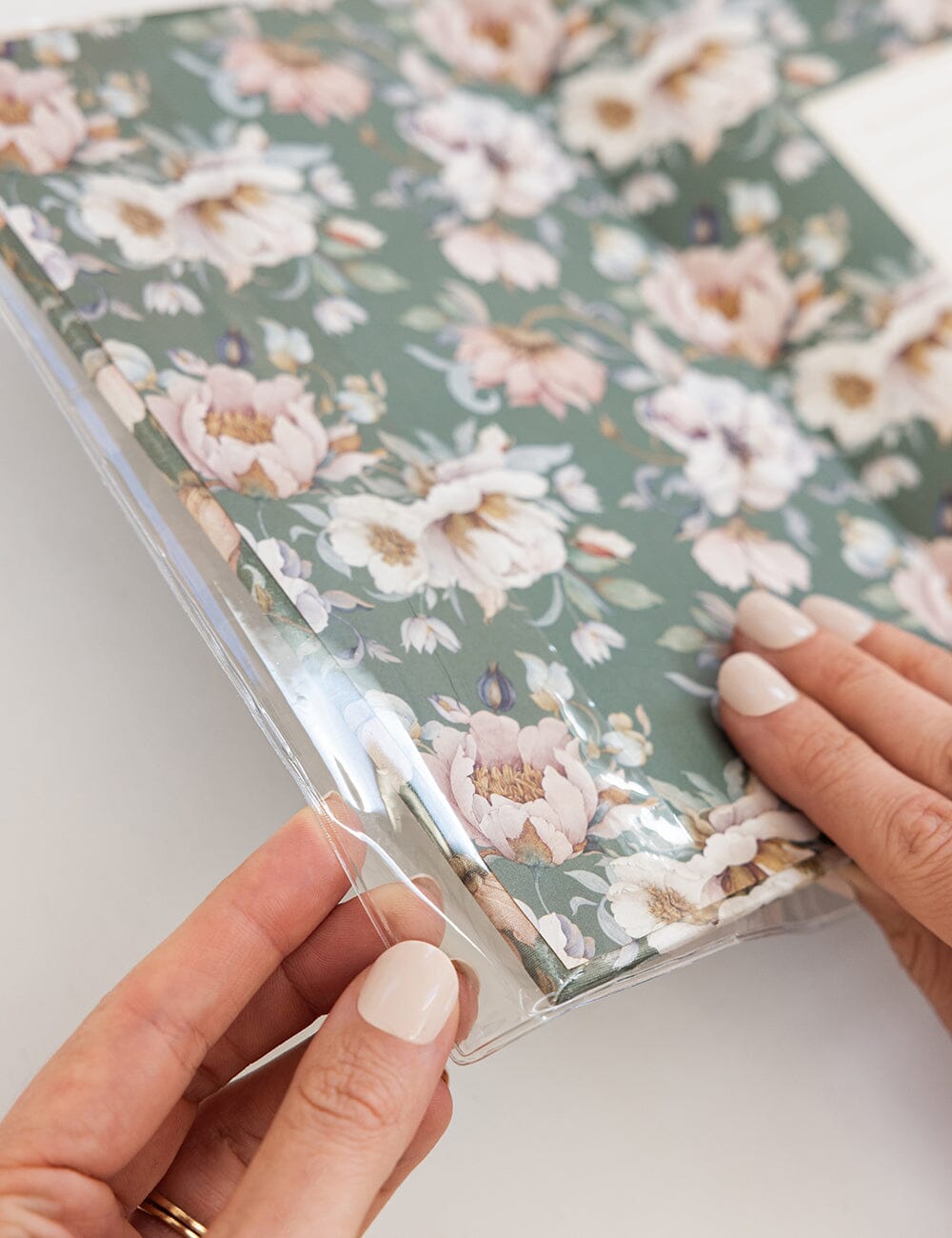 2027 Petite Planner - Ashbourne Garden