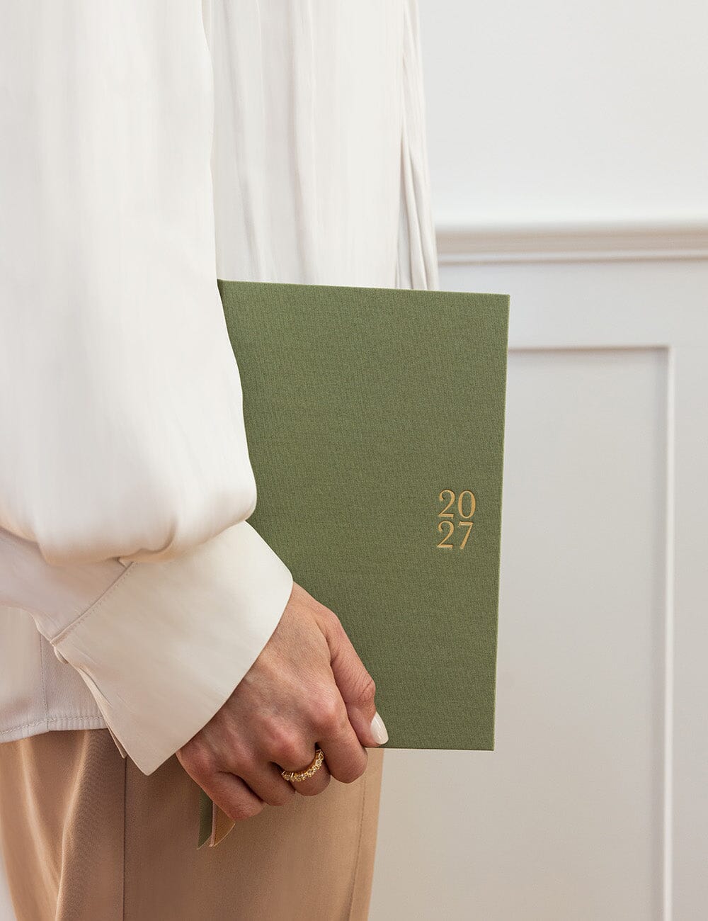 2027 Petite Vertical Planner - Laurel Green