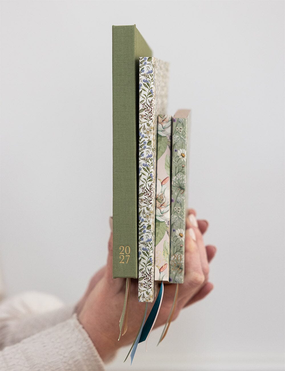 2027 Petite Vertical Planner - Laurel Green