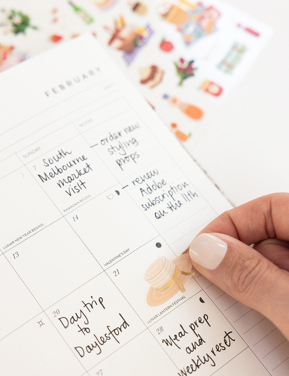 2027 Petite Vertical Planner - Duchess Blooms