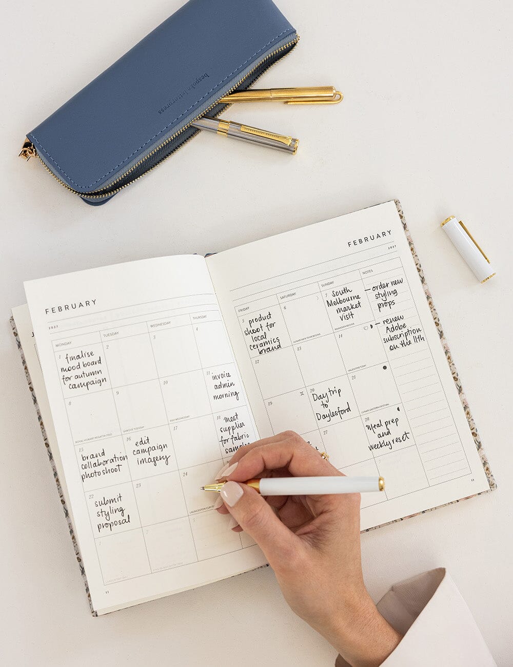 2027 Petite Vertical Planner - Duchess Blooms