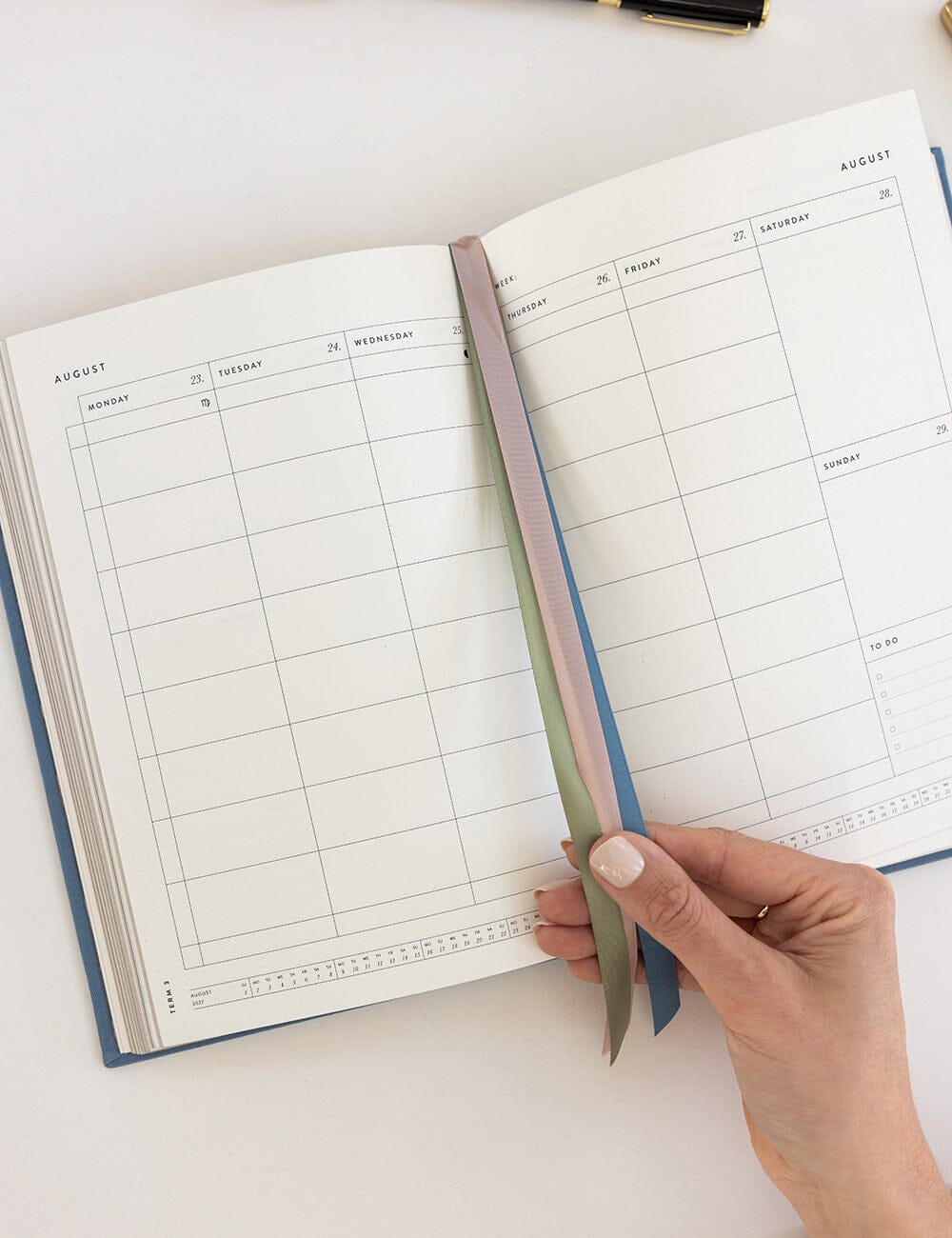 2027 Teachers Desktop Planner - Pembroke Blue