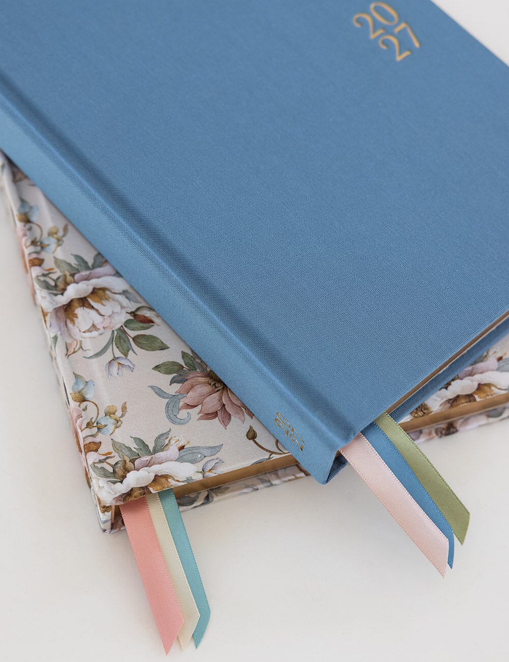 2027 Teachers Desktop Planner - Pembroke Blue