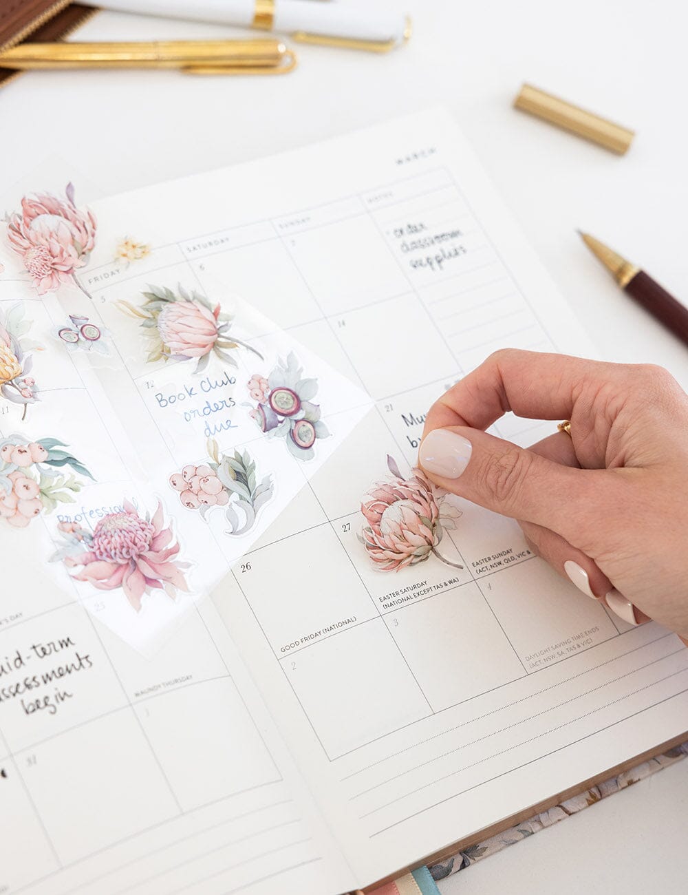 2027 Teachers Desktop Planner - Ashbourne Garden