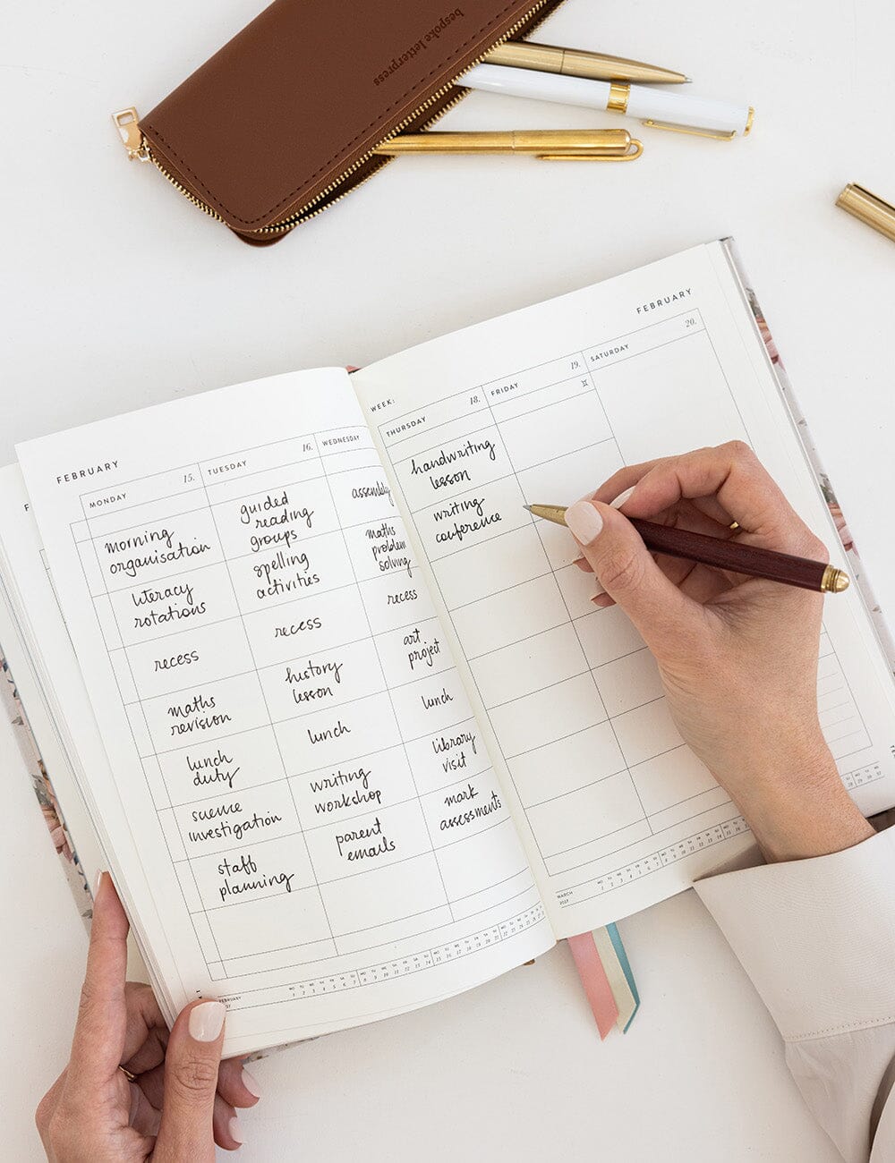 2027 Teachers Desktop Planner - Ashbourne Garden