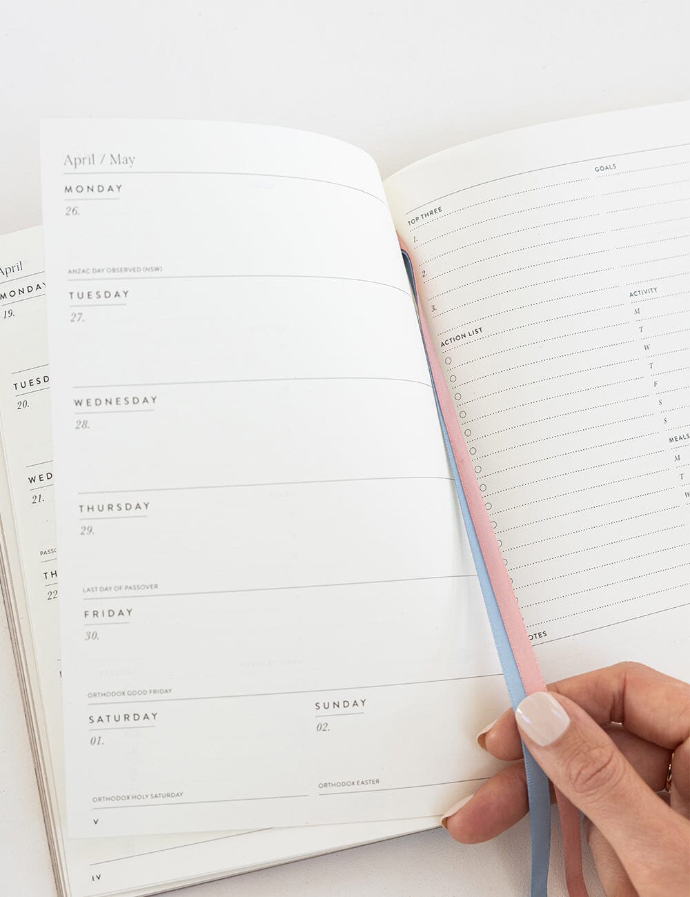 2027 Weekly Productivity Planner - Regency Blooms