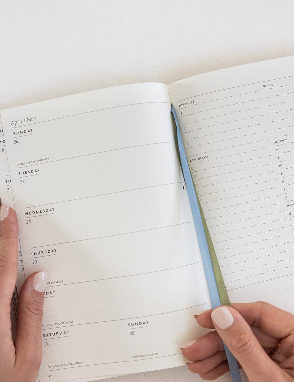2027 Weekly Productivity Planner - Forget Me Not