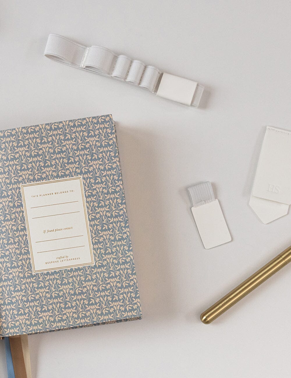 Elastic Book Strap - White