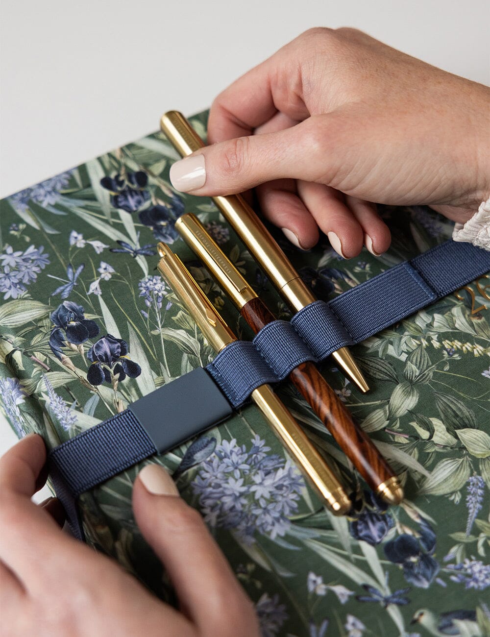 Elastic Book Strap - Denim