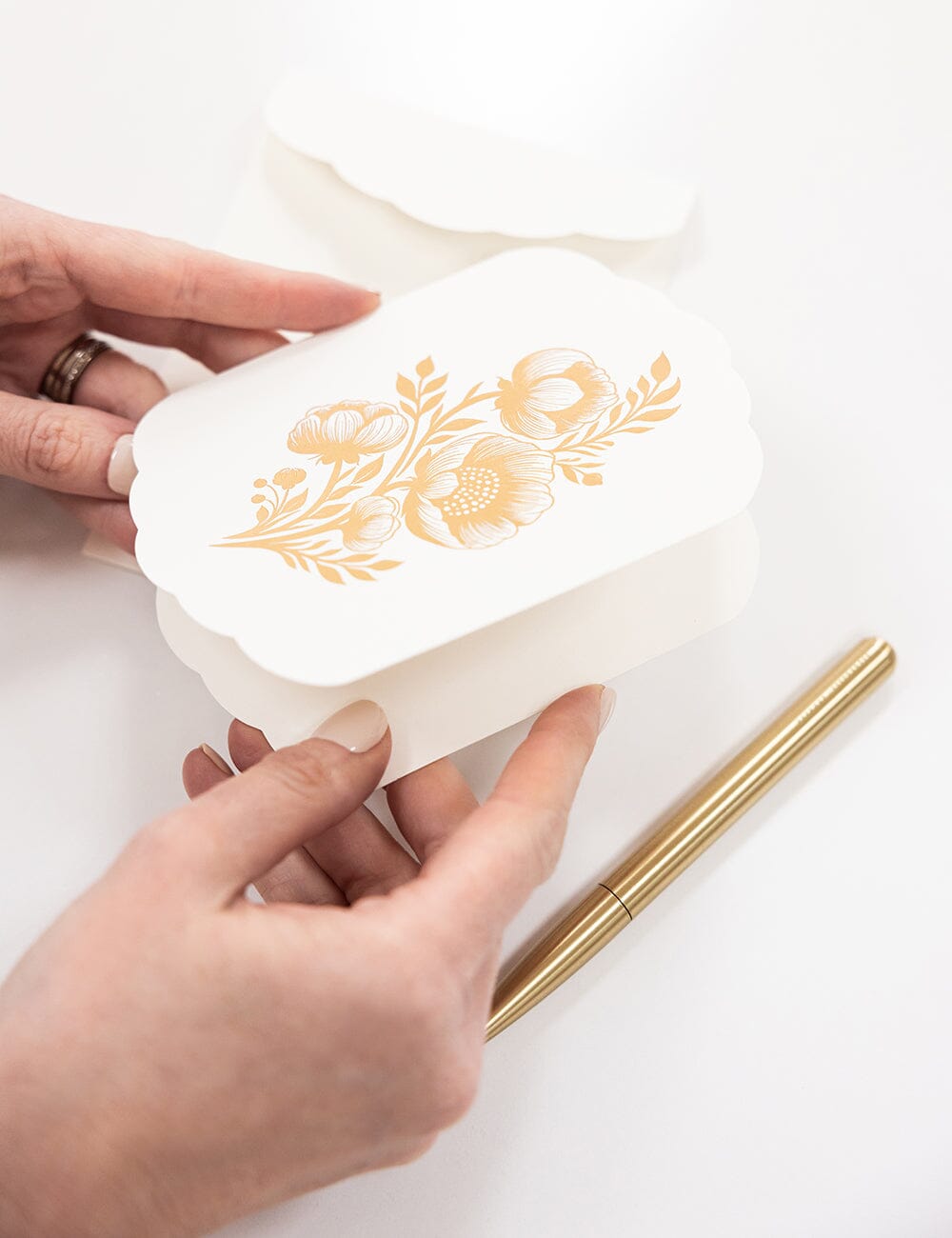 Floral Blank Scallop Card