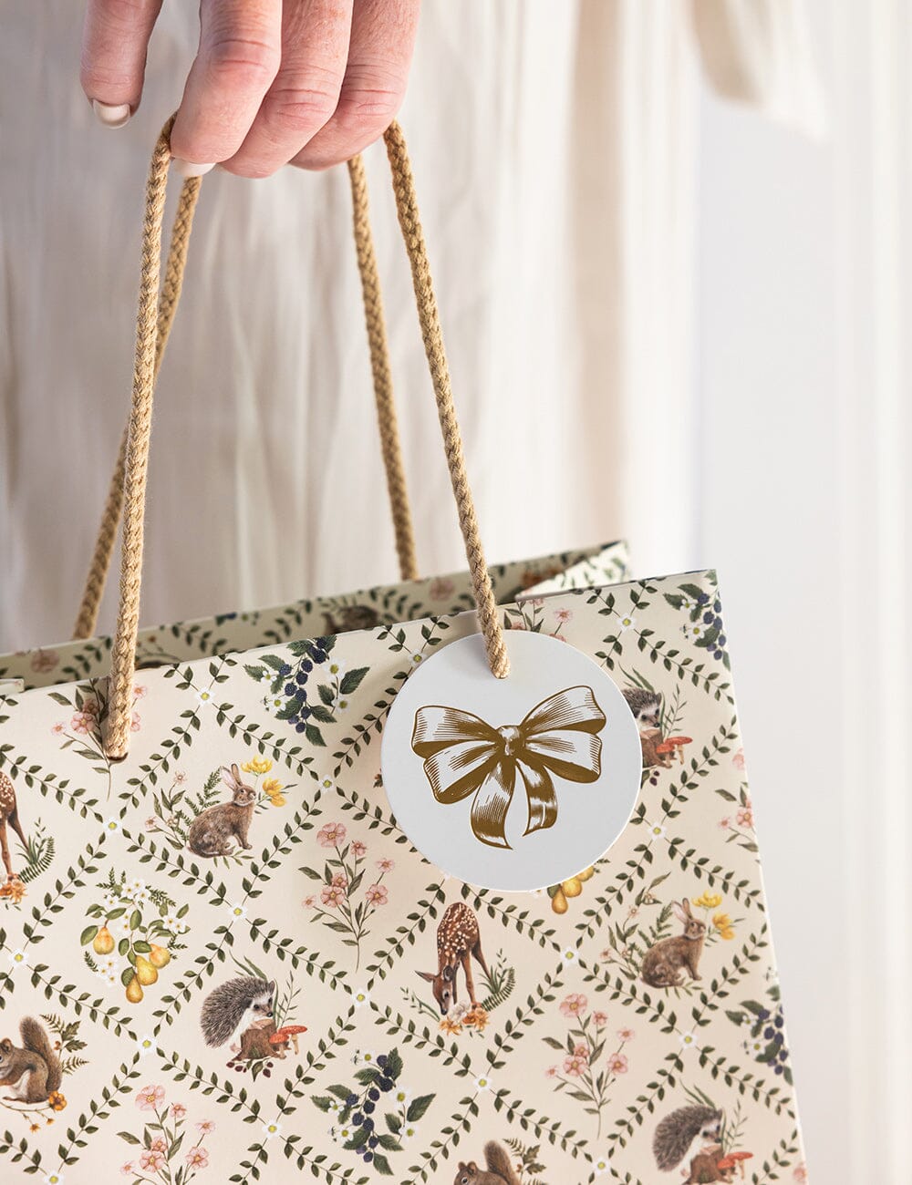 Medium Gift Bag - Wildflower Trellis