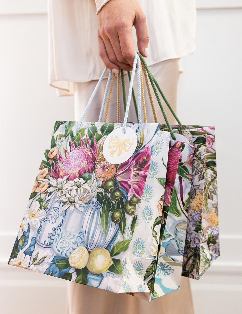 Medium Gift Bag - Three Vases With Lemon