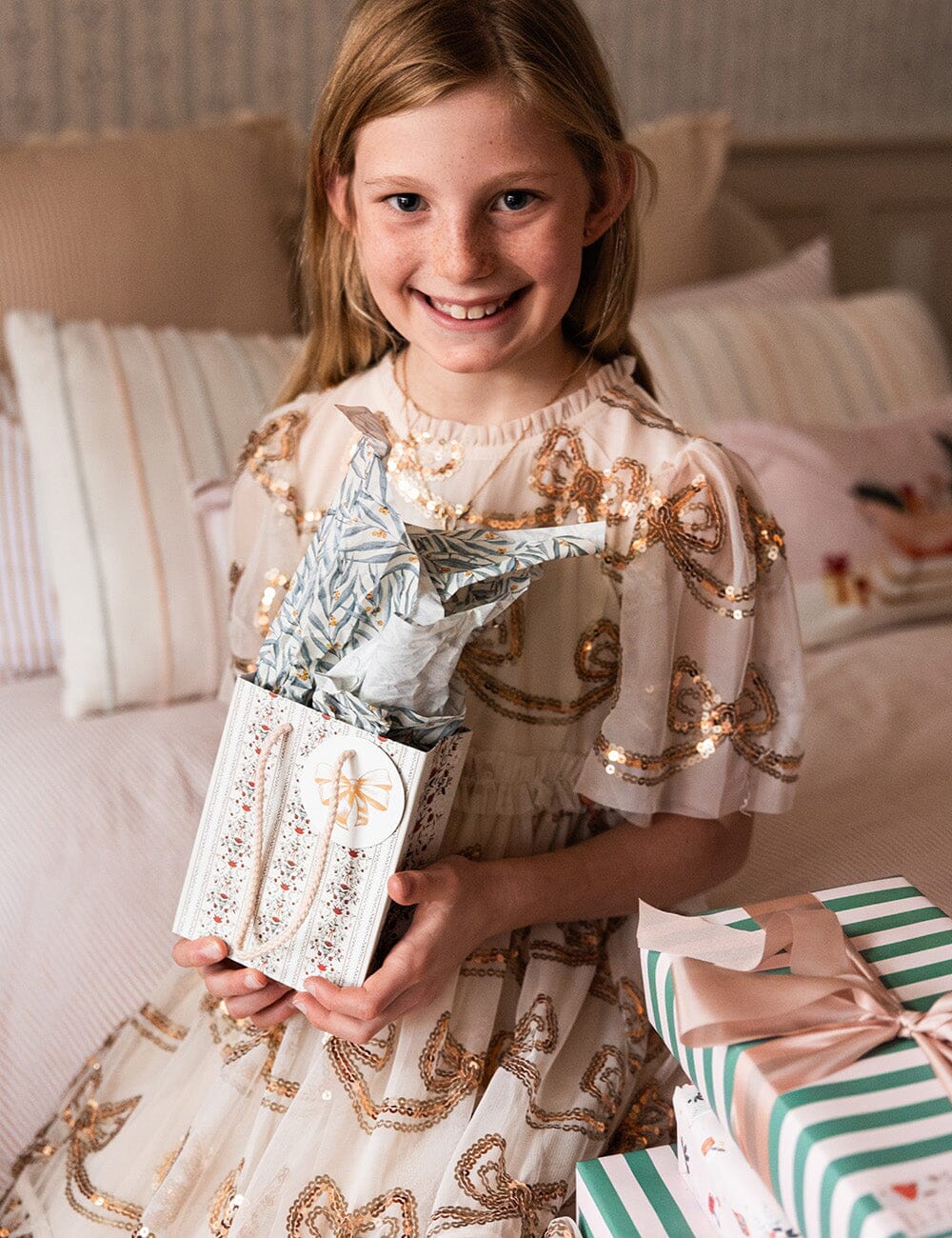 Small Gift Bag - Festive Florals