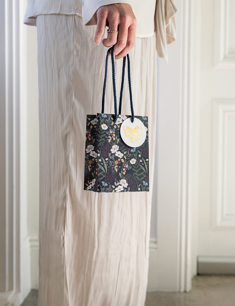 Small Gift Bag - Dusk In Bloom