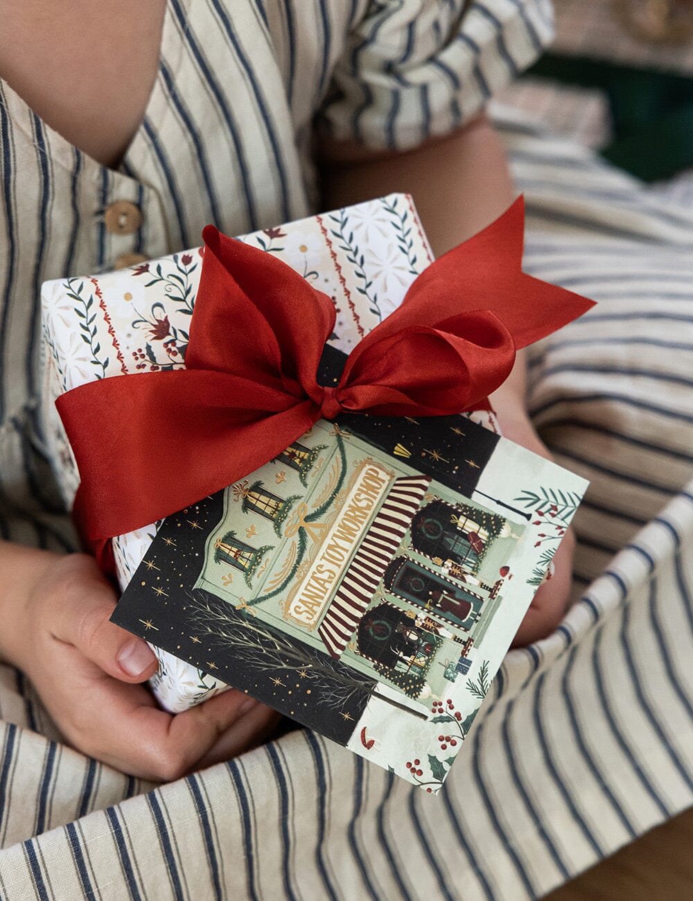 12 Pack Christmas Small Card Boxset - The Christmas Village