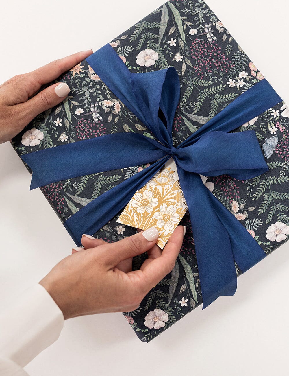 Daisies - Single Tag Gift Tags Bespoke Letterpress 