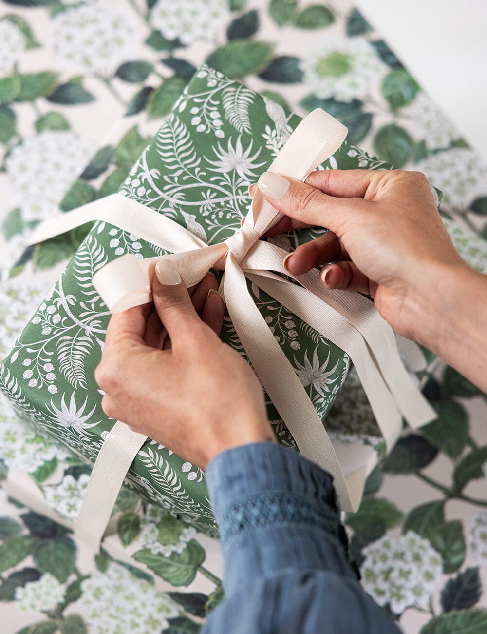 Hydrangea / Jardin Tropical 6pk Gift Wrap Sheets