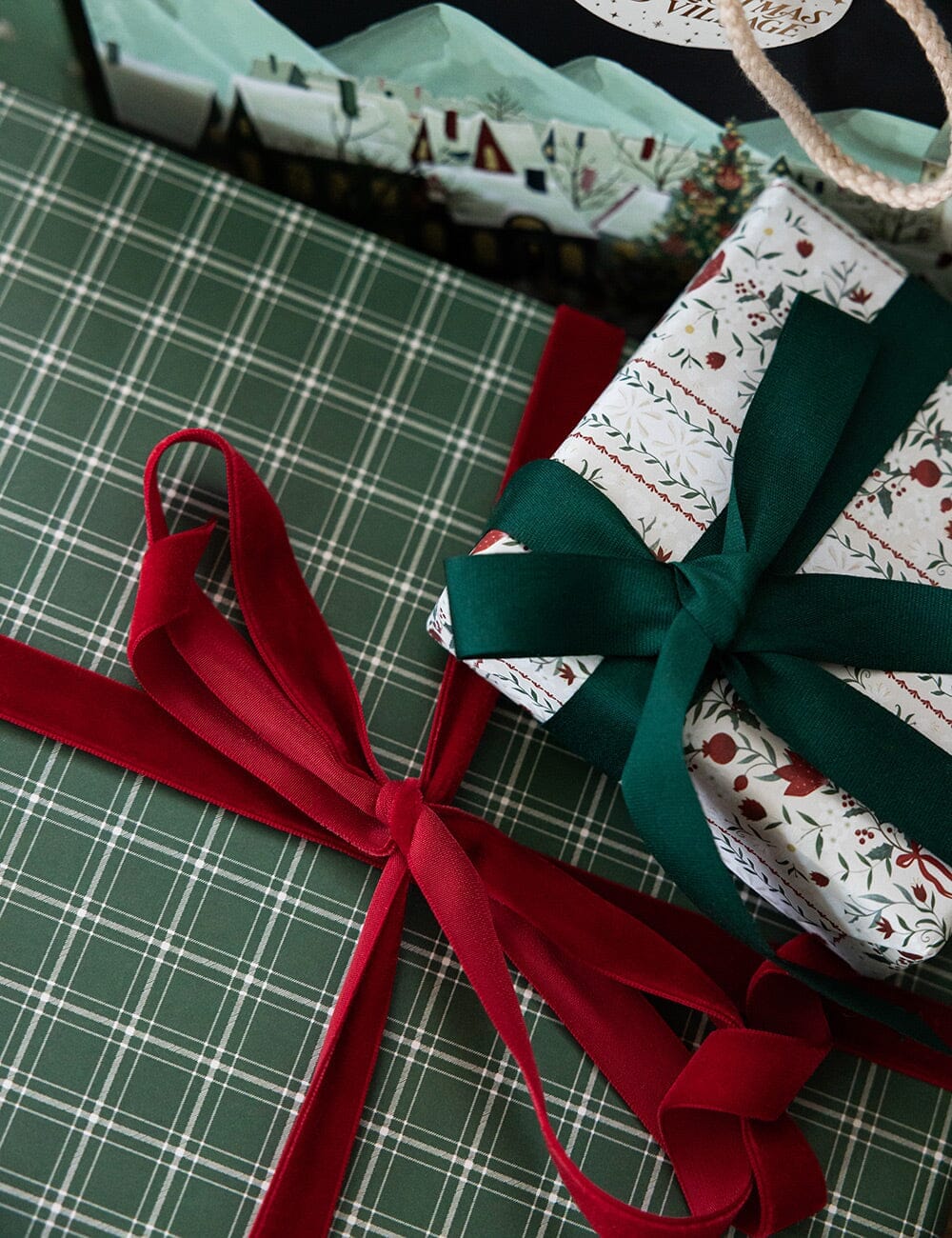 Christmas Winter Wonderland / Spruce Tartan - 6pk Gift Wrap Sheets