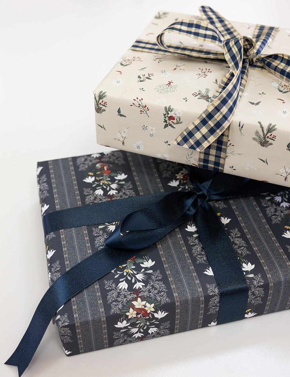 Christmas Birds / Heirloom Holly - 6pk Gift Wrap Sheets