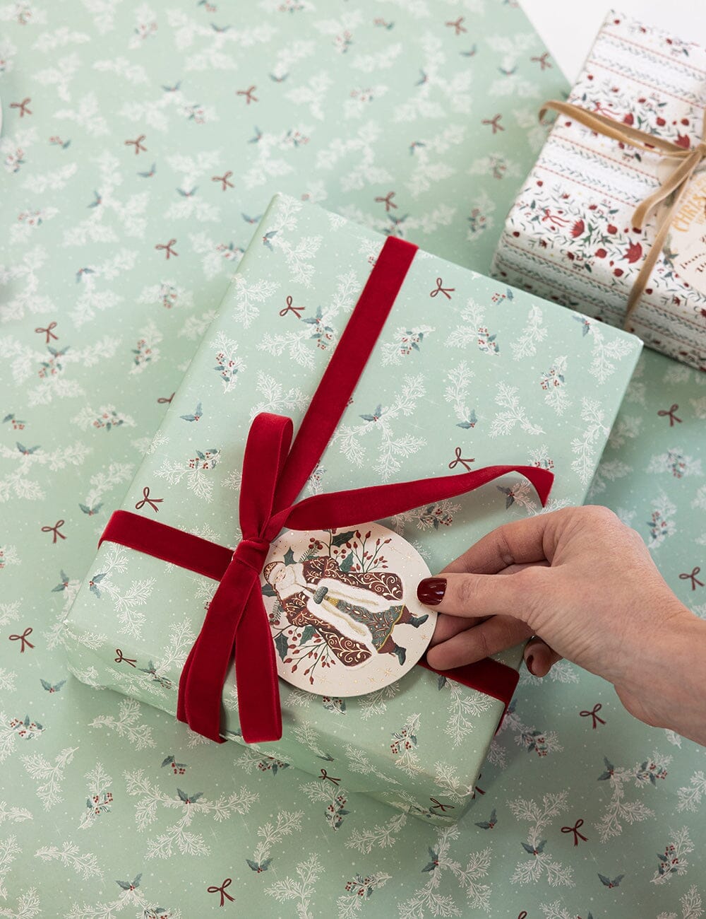 Holly & Bows / Festive Florals - 6pk Gift Wrap Sheets