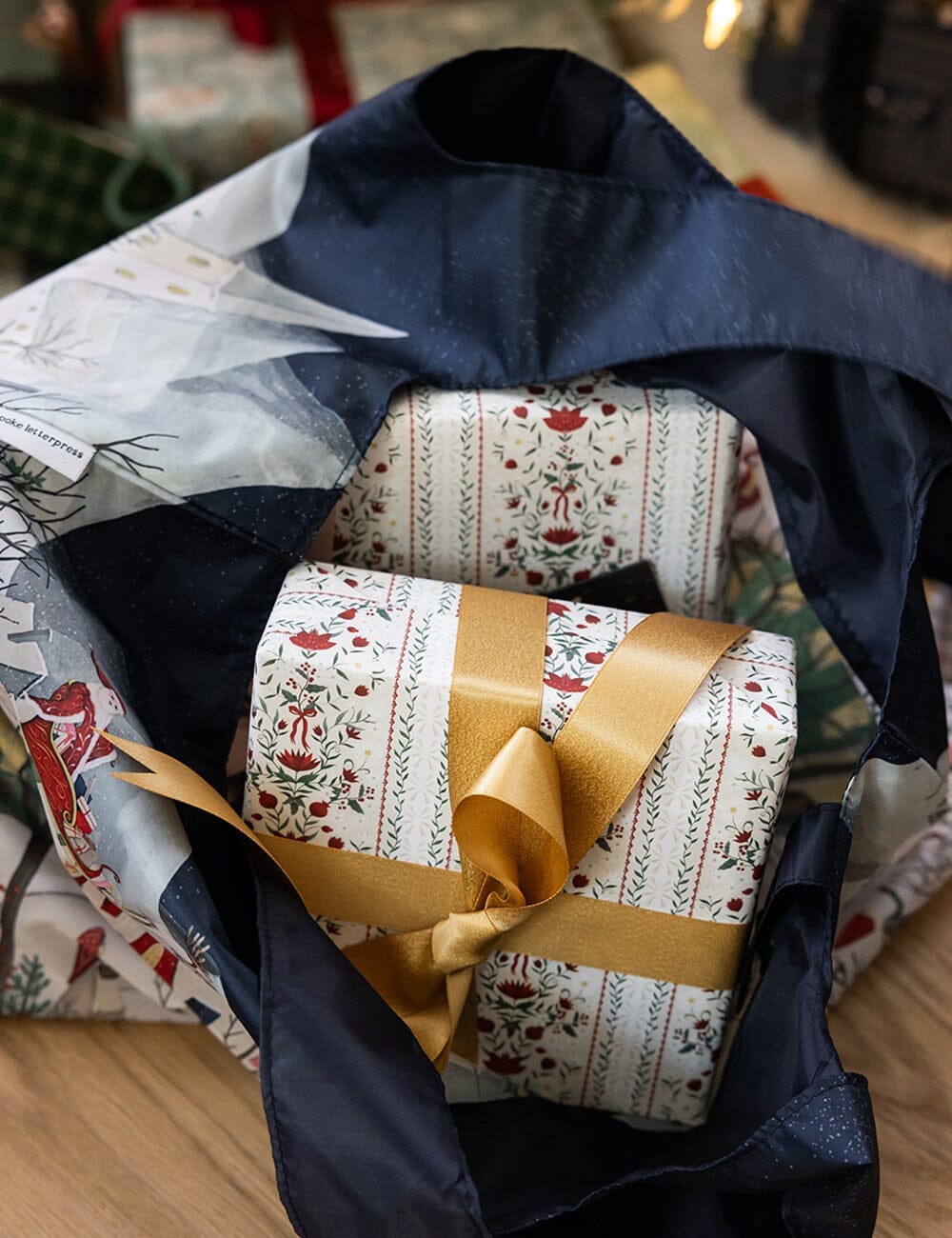 Holly & Bows / Festive Florals - 6pk Gift Wrap Sheets