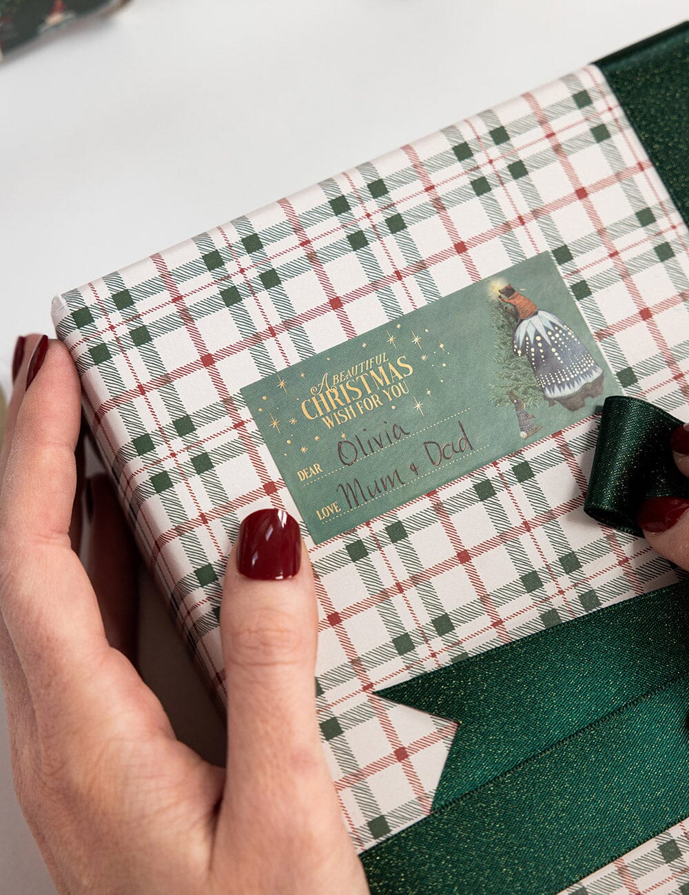 Christmas Plaid / Mr & Mrs Claus Gift Wrap 100pk