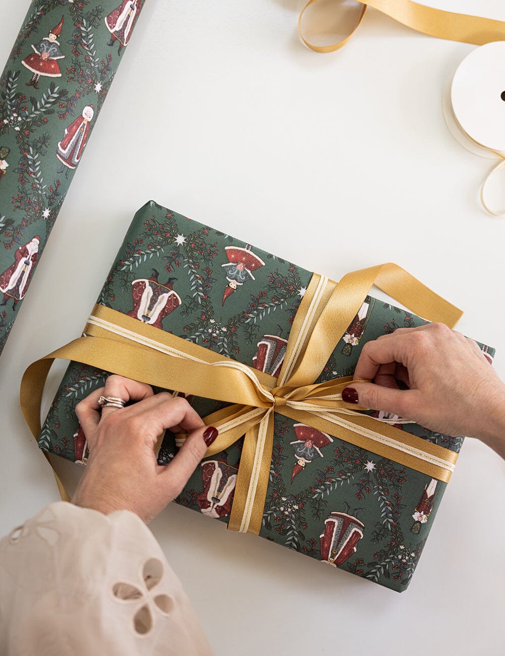 Gift Wrap Roll 3m - Mr & Mrs Claus