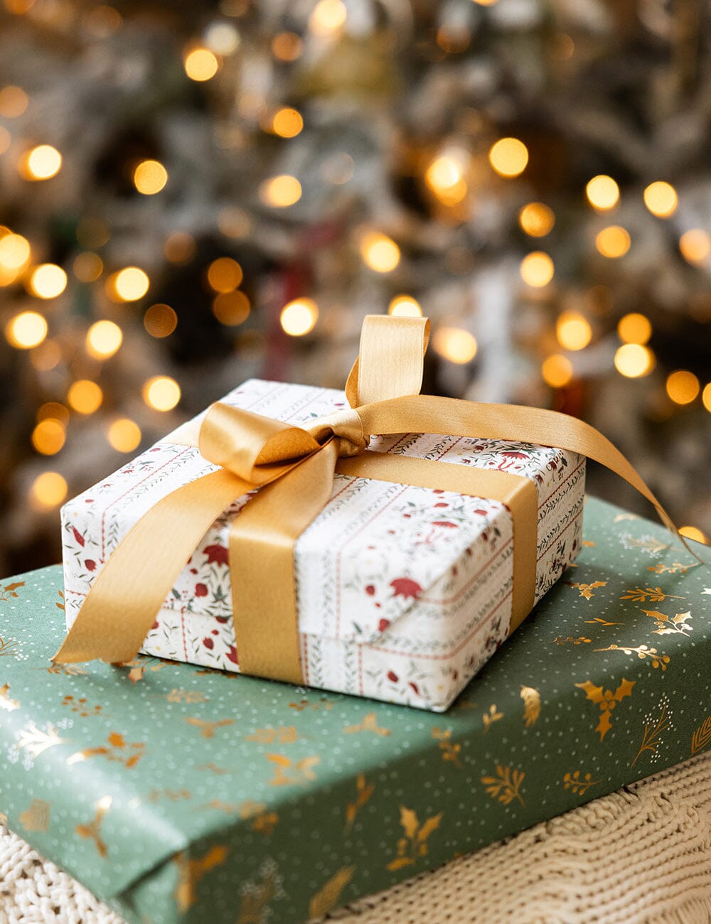 Gift Wrap Roll 3m - Festive Florals