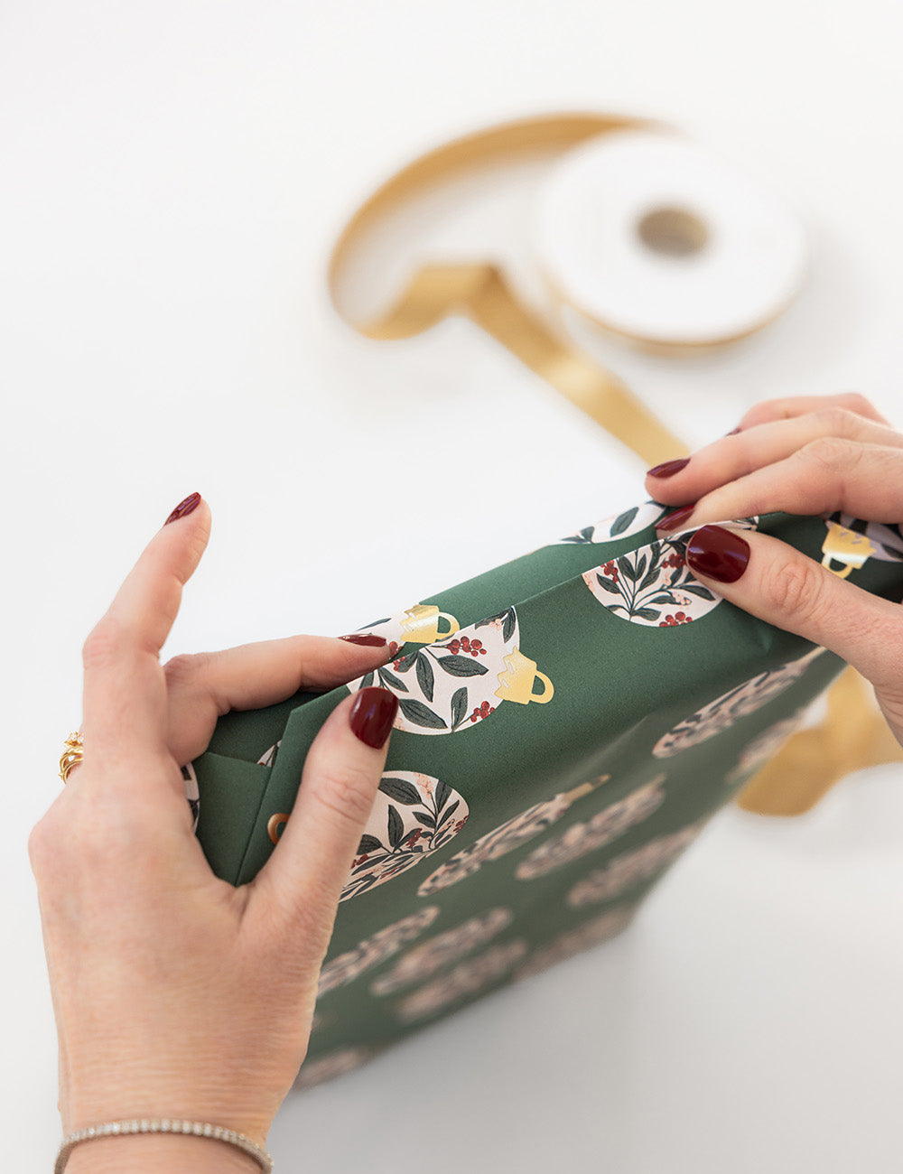 Gift Wrap 3m Roll - Christmas Ornaments