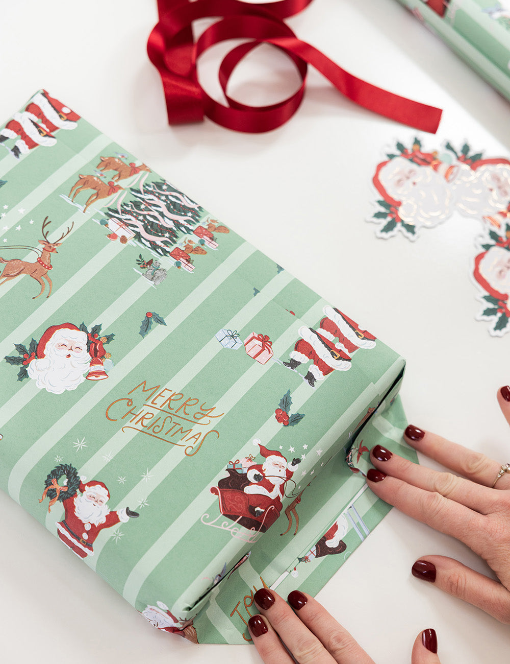 Gift Wrap 3m Roll - Christmas Santas