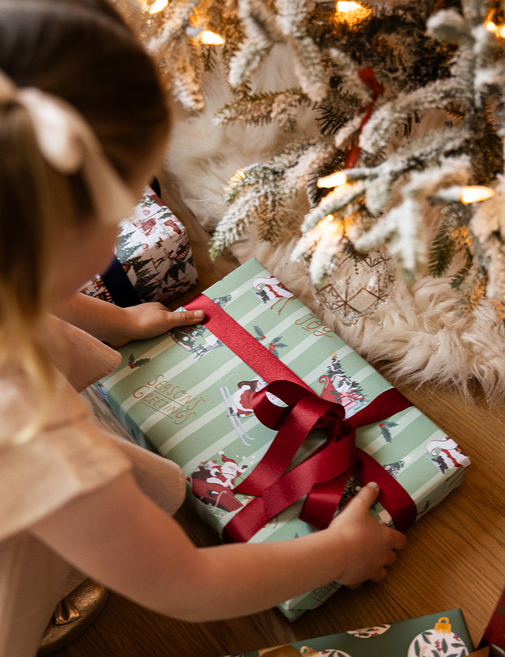 Gift Wrap 3m Roll - Christmas Santas