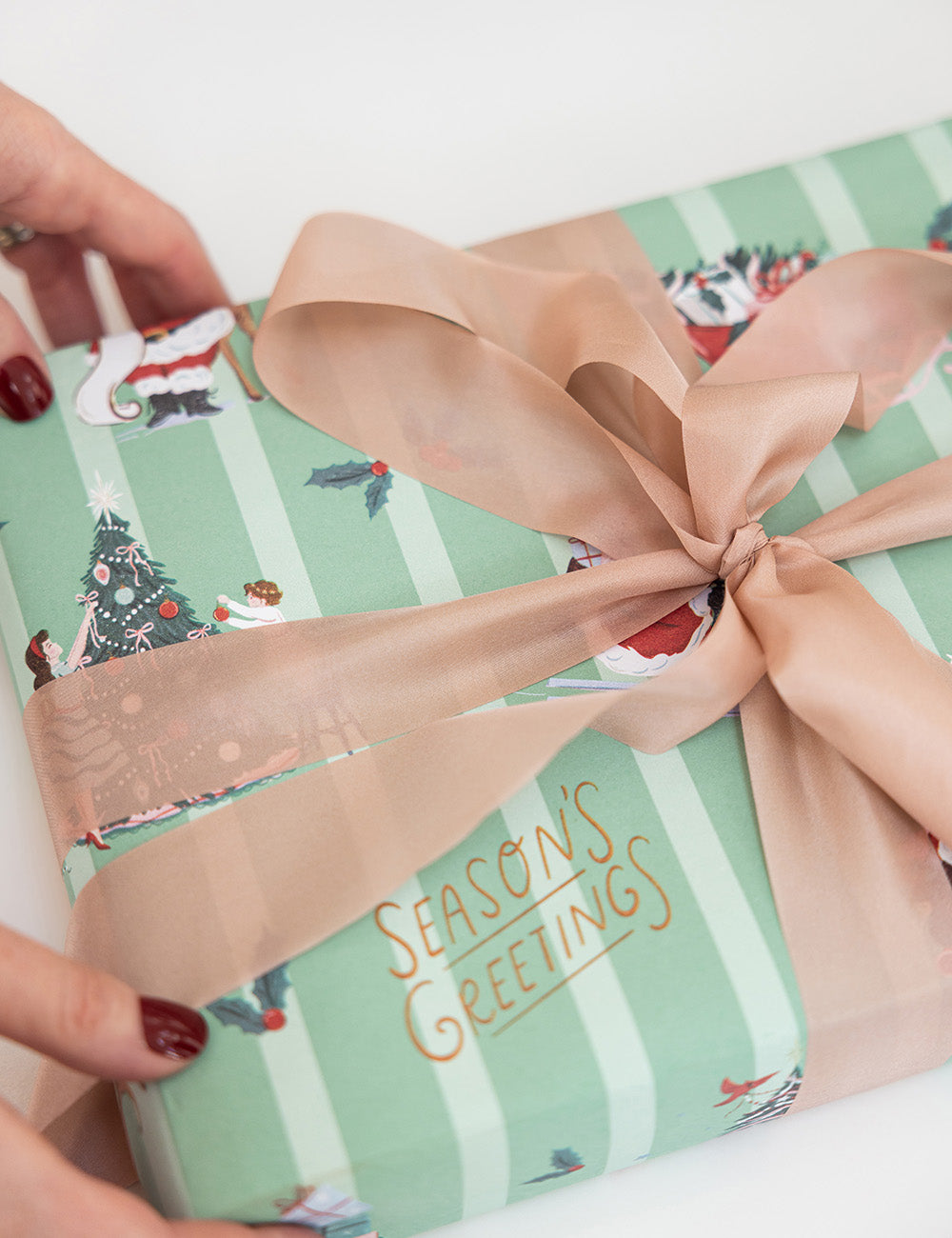 Gift Wrap 3m Roll - Christmas Santas