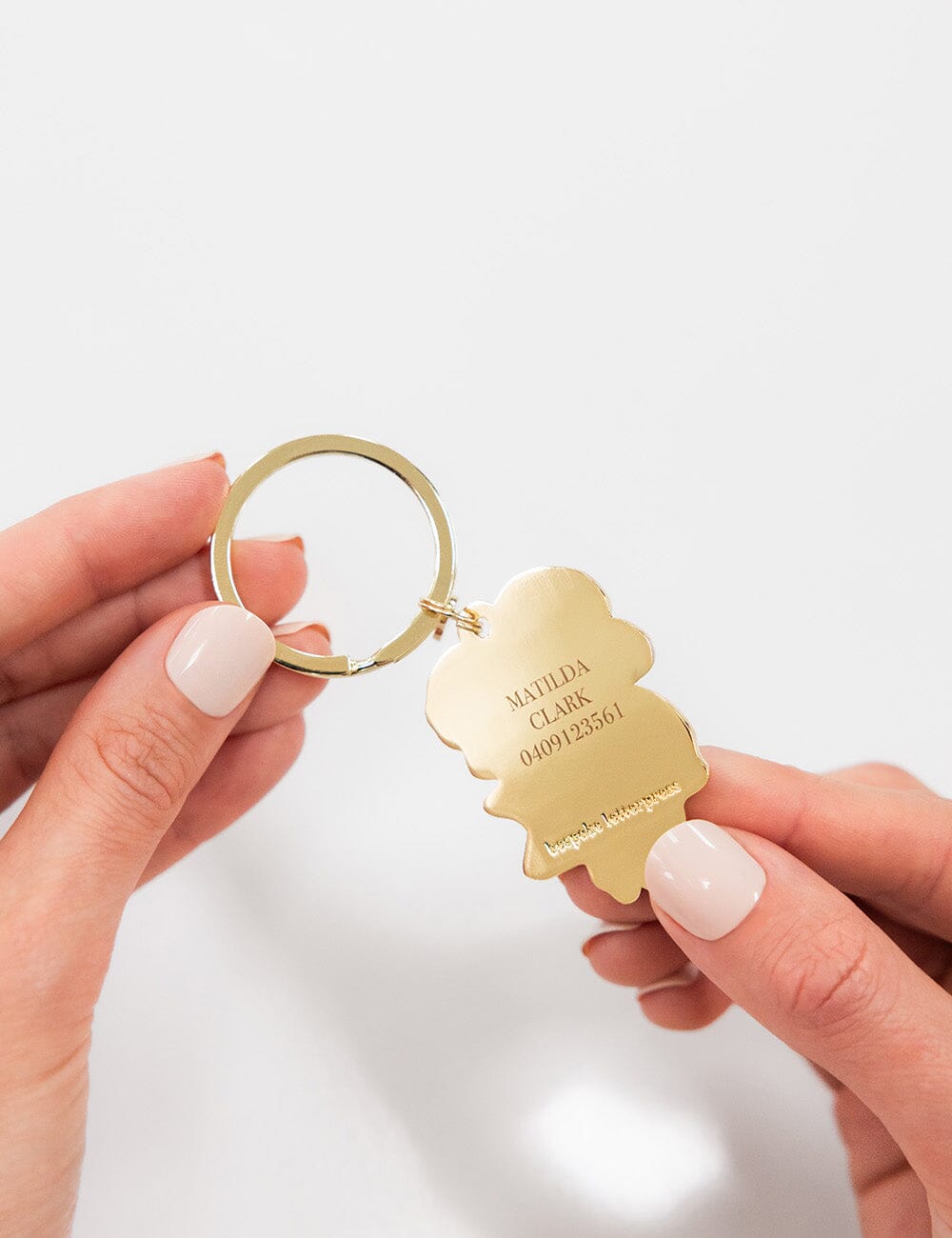 Daisies Enamel Keyring