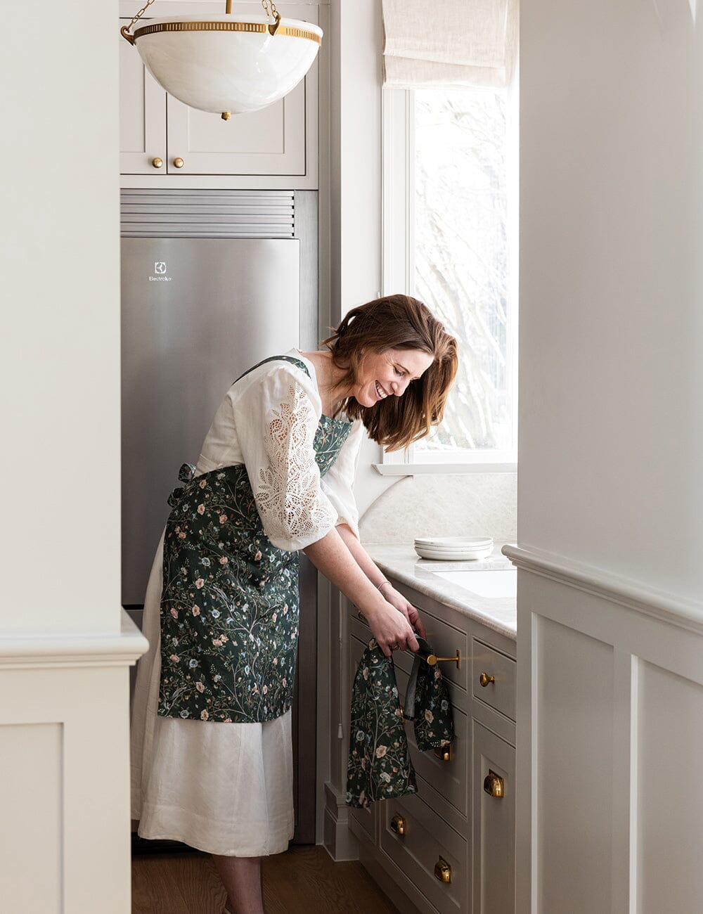 Camellia Tree 100% Linen Apron