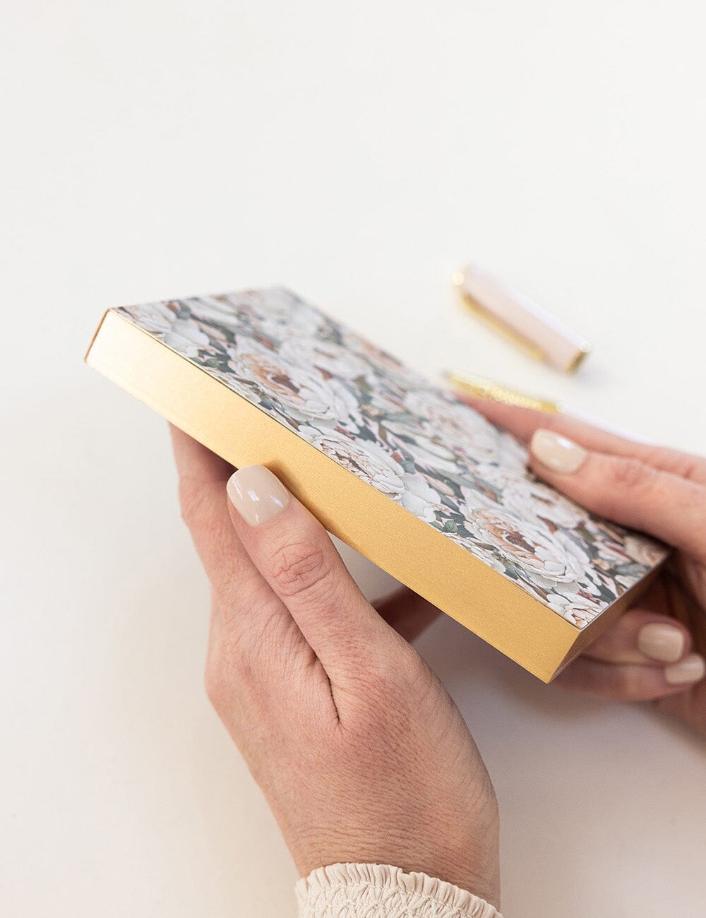 Mini Heritage Roses Jotter