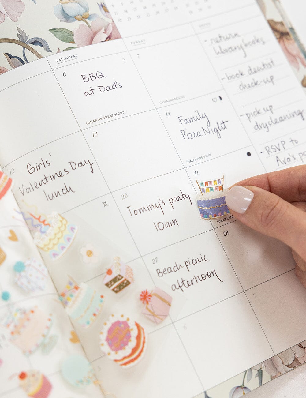 2027 Monthly Calendar Notebook
