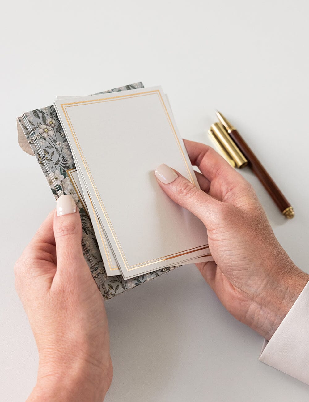 Ivory Garden 4pk Notecard Set