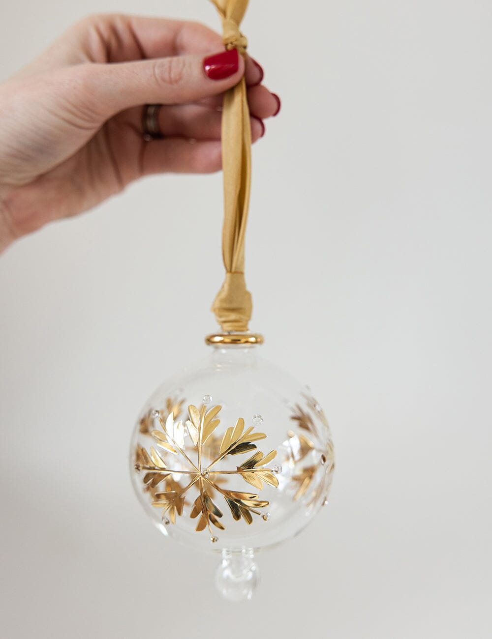 Ornament Glass Round Snowflake (Gold Ribbon)