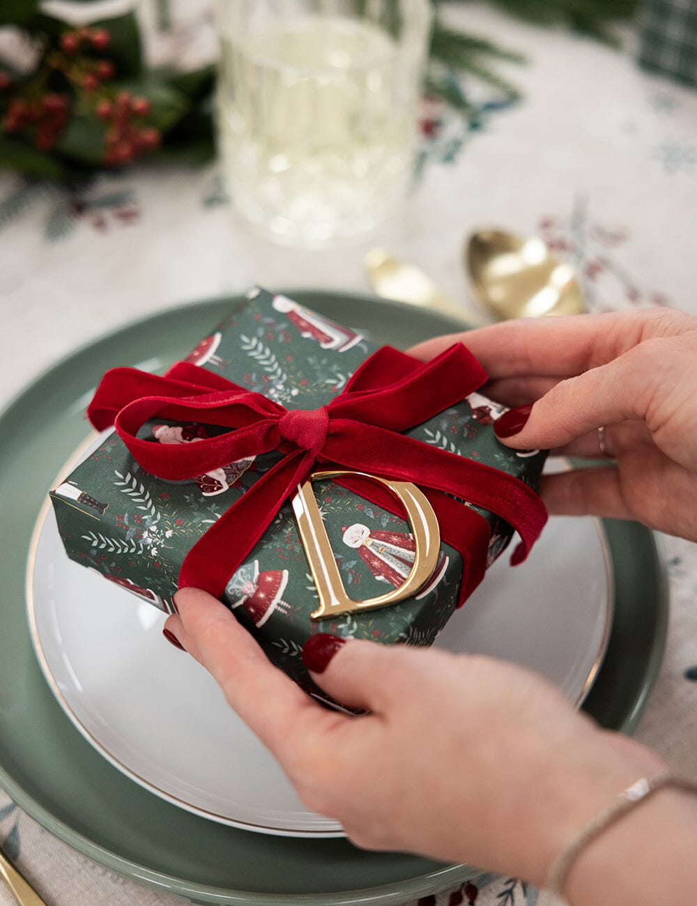 D - Fine Enamel Alphabet Ornament