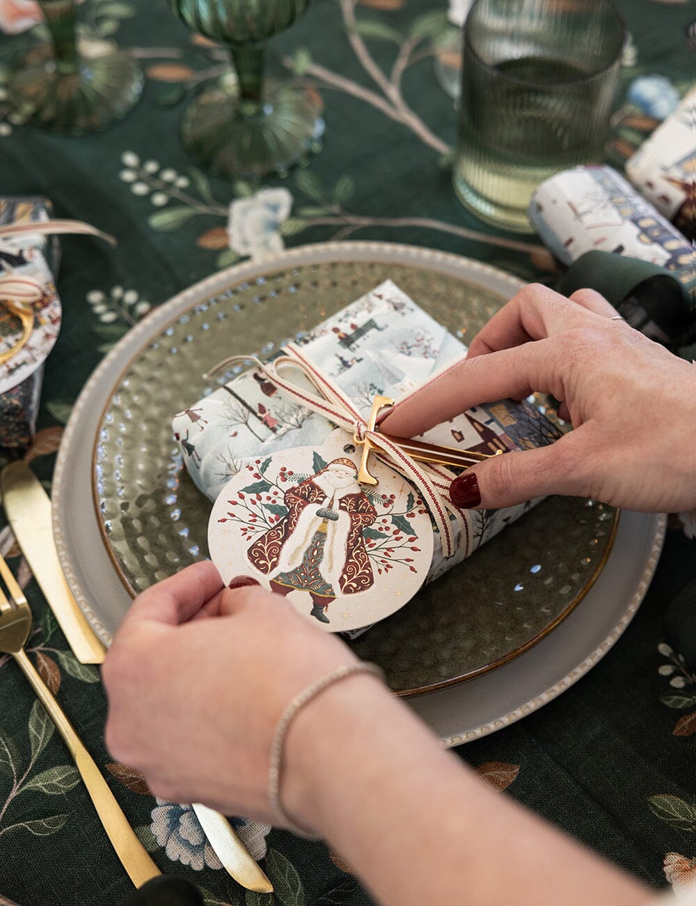 T - Fine Enamel Alphabet Ornament