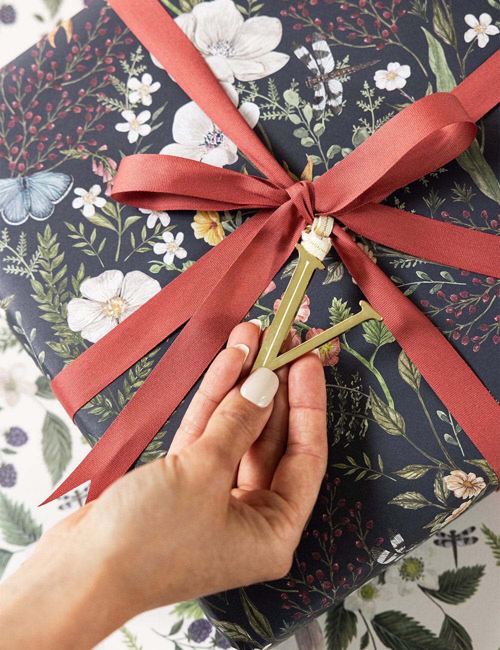 V - Fine Enamel Alphabet Ornament Ornaments Bespoke Letterpress 