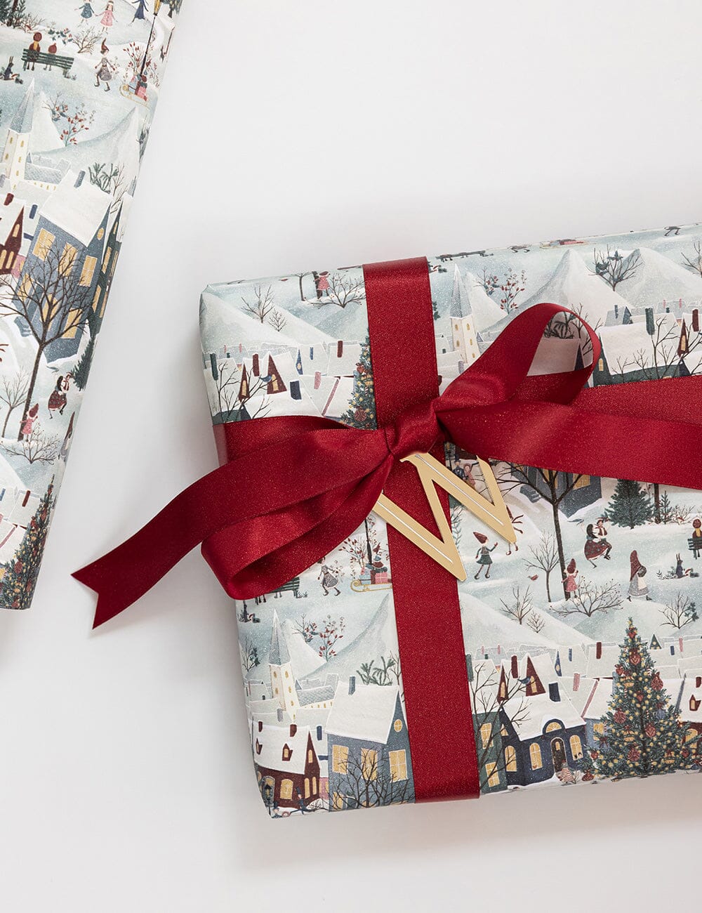 W - Fine Enamel Alphabet Ornament