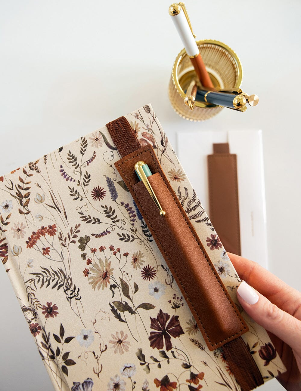 Elastic Pen Holder - Tan