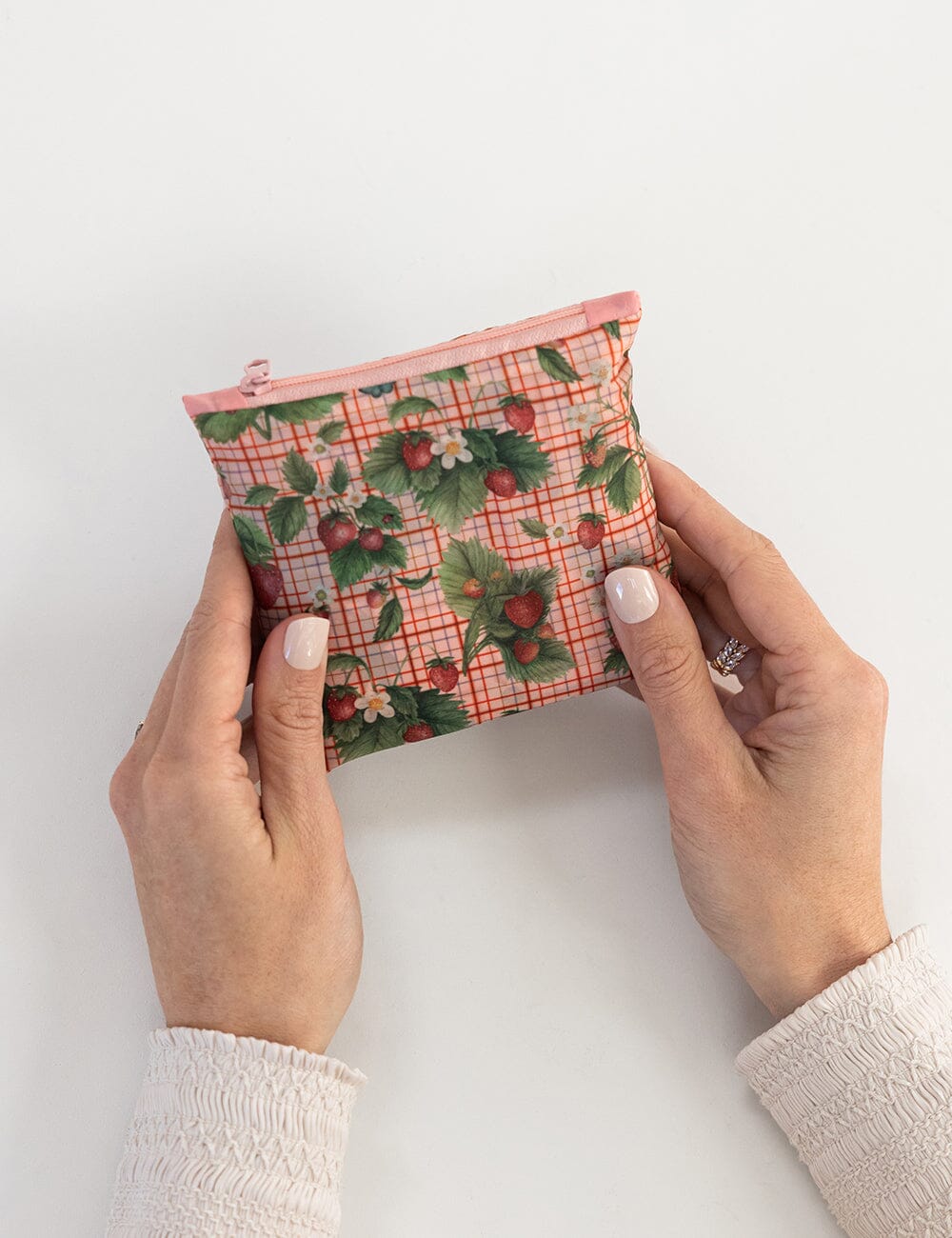 Strawberries – Reusable Shopping Bag