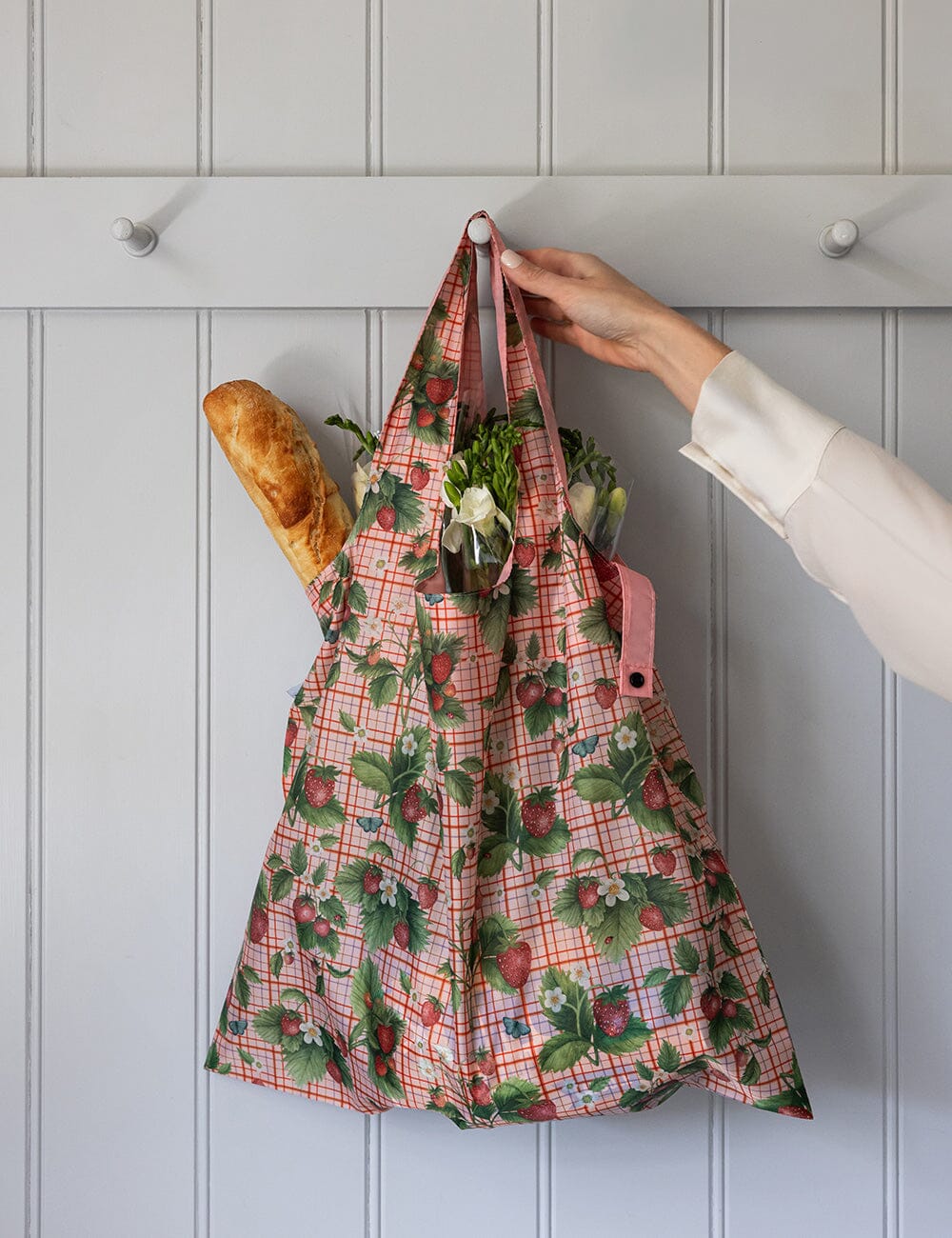 Strawberries – Reusable Shopping Bag