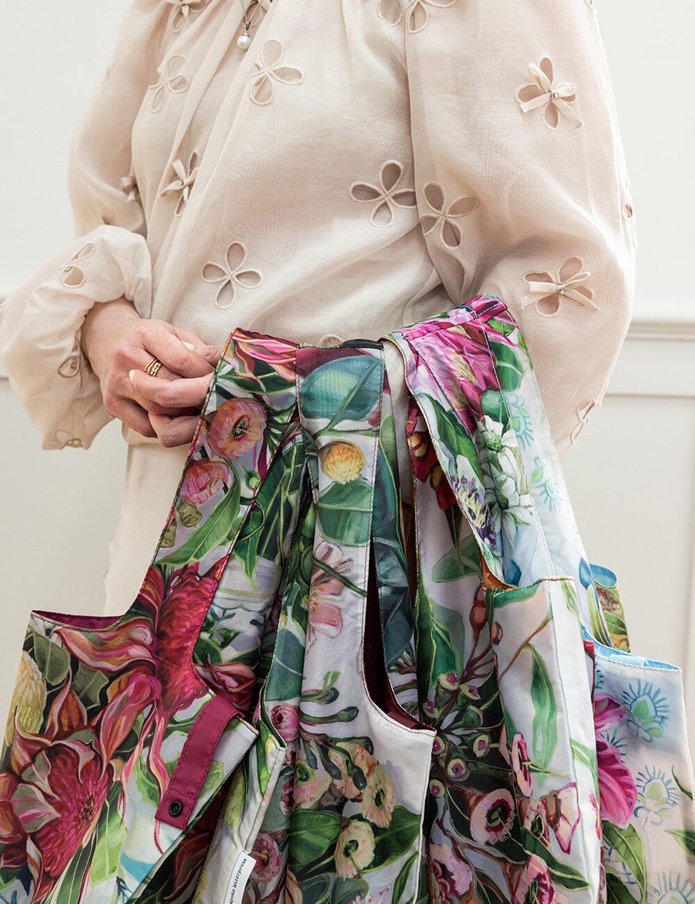 Gum Blossom – Reusable Shopping Bag
