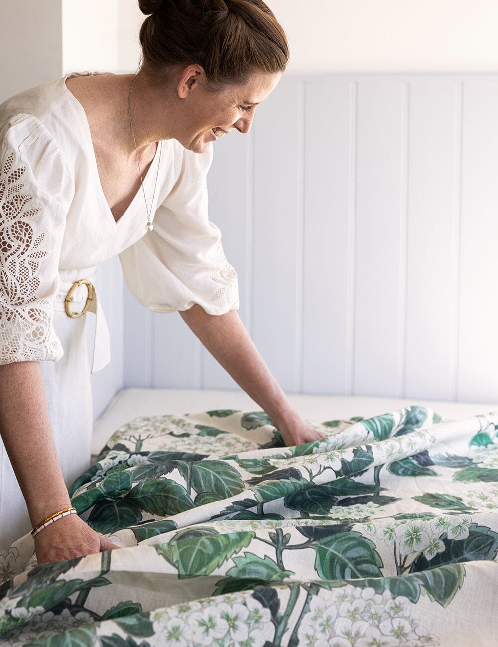 Hydrangea Linen Tablecloth