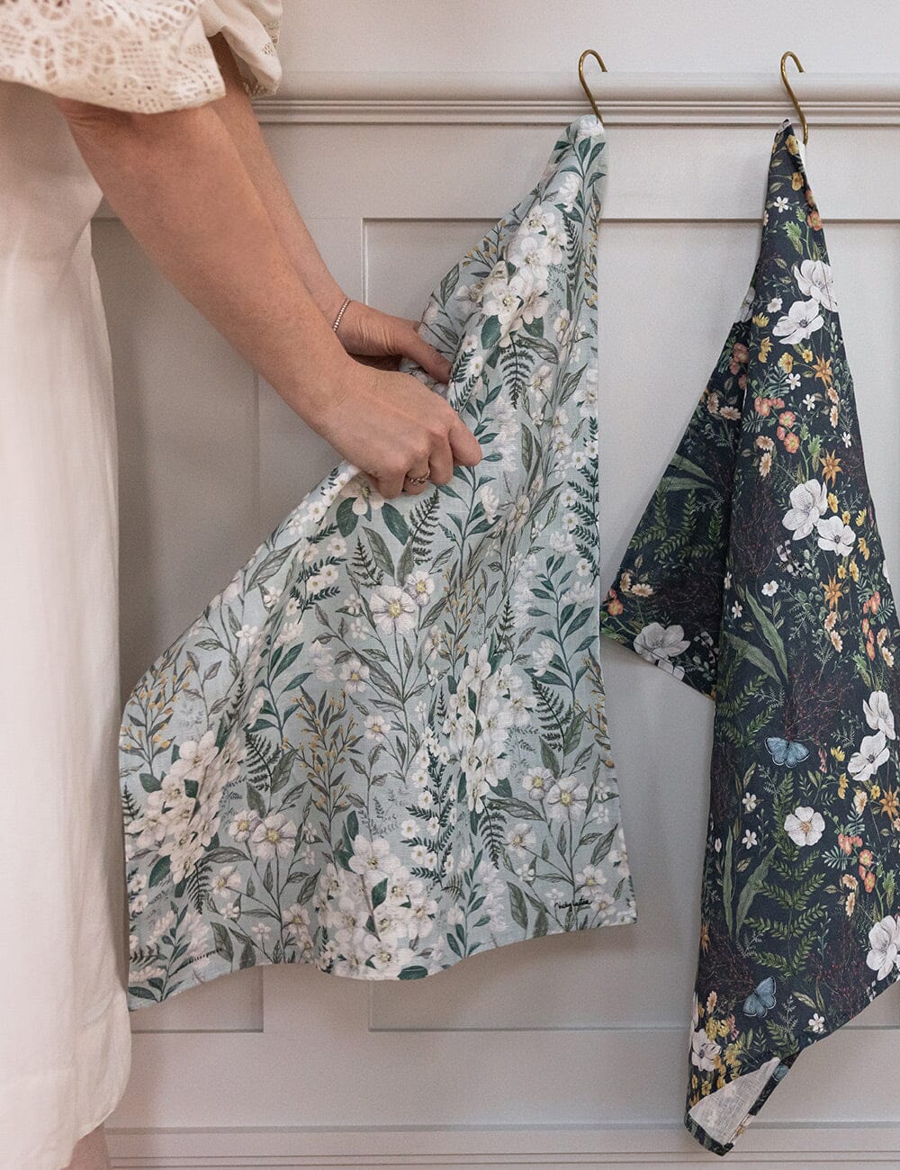 Ivory Garden 100% Linen Tea Towel